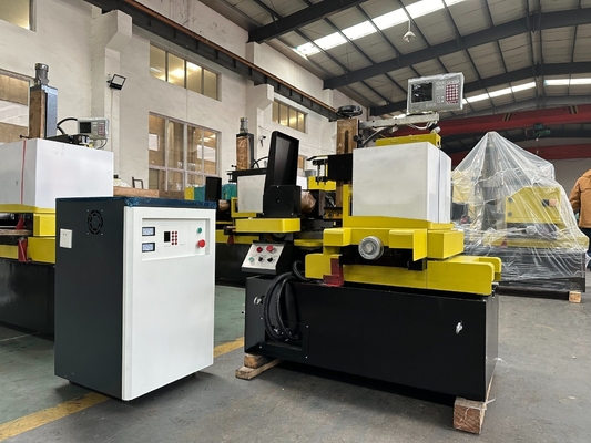 Máquina de descarga eléctrica de corte de alambre CNC de tipo inteligente M500 para el procesamiento de metales de precisión