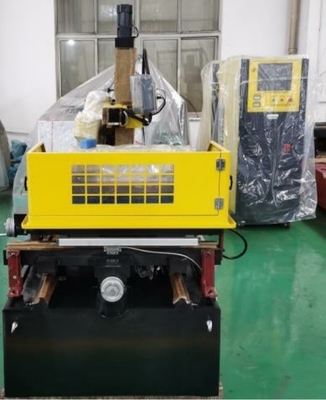 S250 Máquina de corte de alambre de descarga eléctrica CNC Precisión de procesamiento y coste de envío