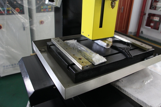 Servo motor CNC máquina de corte de alambre A320 para el metal