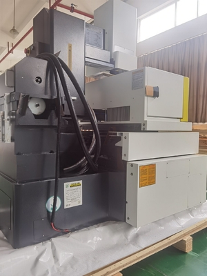 Máquina CNC para cortar alambre de trabajo con chispa D320c con servomotor y descarga eléctrica