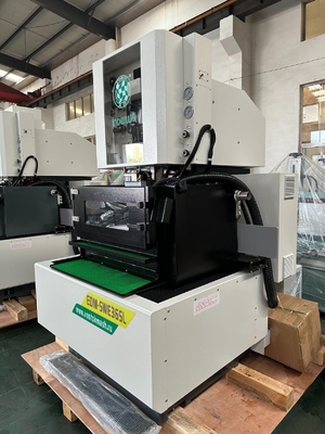 SWE36SL Máquina de corte de alambre de latón con descarga eléctrica CNC