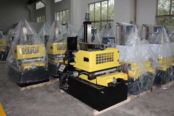 Sinker CNC EDM450h con función de superficie de espejo