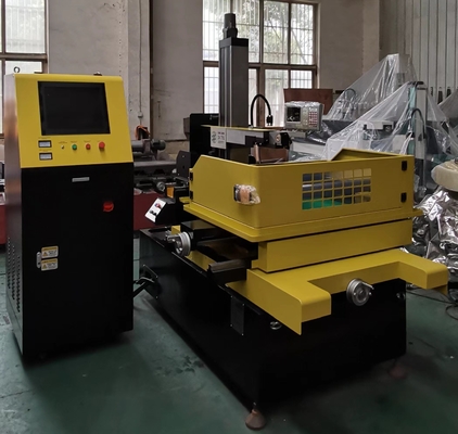 Máquina EDM de corte de alambre CNC S500 con riel de guía lineal