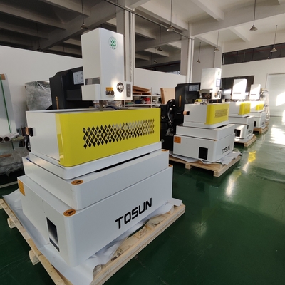 Máquina de corte de alambre de chispa eléctrica de alta precisión A400 personalizada para su negocio