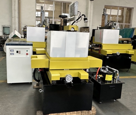 Control numérico EDM de corte de alambre CNC Dk7745 Tipo inteligente con procesamiento de alta precisión