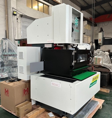 Corte de alambre sumergido CNC latón EDM Swe65SL con servicio postventa incluido