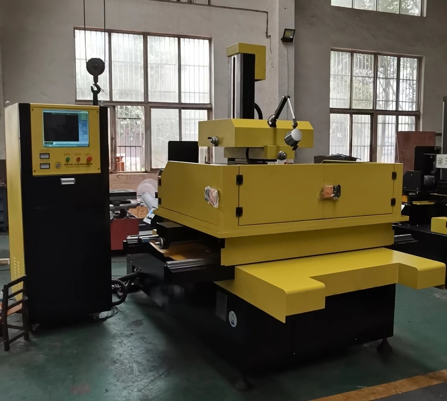 Máquina EDM de descarga eléctrica avanzada de corte de alambre de molibdeno CNC S800 para la metalurgia